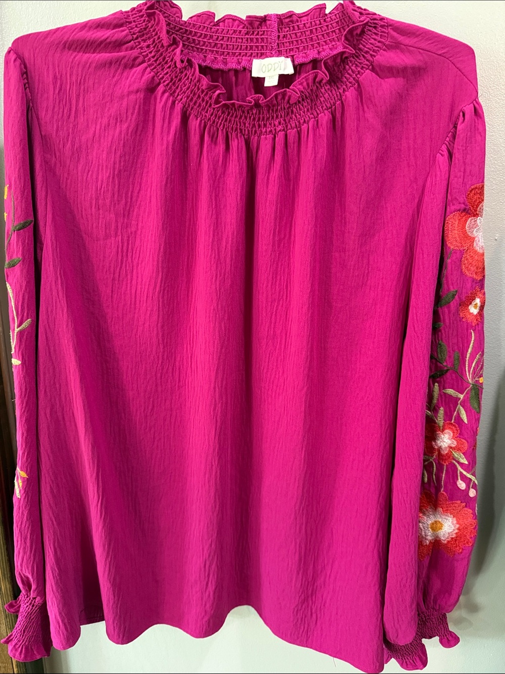 ODDY Fuchsia Embroidered Long-Sleeve Peasant Blouse